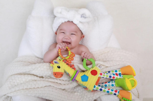 五指山怀孕肚子咕咕叫老放屁 五指山怀孕肚子咕咕叫老放屁