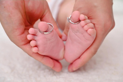 五指山怀孕小肚子酸酸的